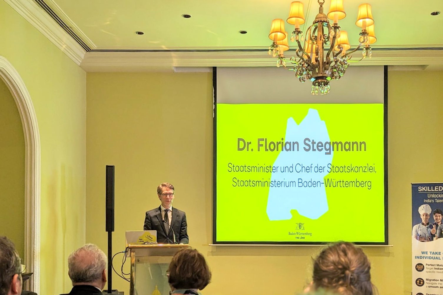 Staatsminister Dr. Florian Stegmann